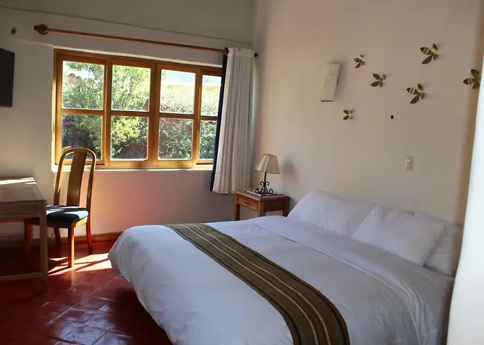 ロッジ Luna Rumi Hotel-lodge ウルバンバ